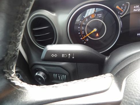 Used 2019 Jeep Wrangler Unlimited Sport S AWD/4WD image 15