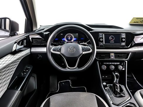 Used 2024 Volkswagen Taos S image 5