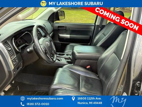 Used 2020 Toyota Sequoia TRD Sport w/ TRD Sport Premium Package AWD/4WD image 10