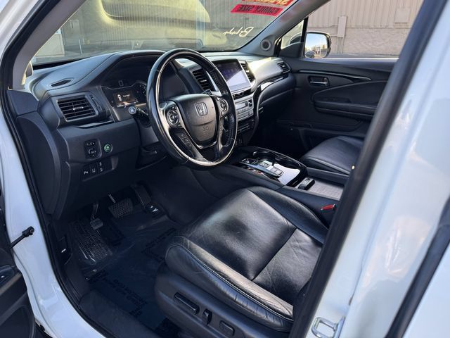 Used 2018 Honda Pilot Touring image 18
