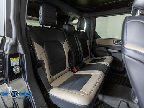 Used 2024 Ford Bronco Wildtrak image 37