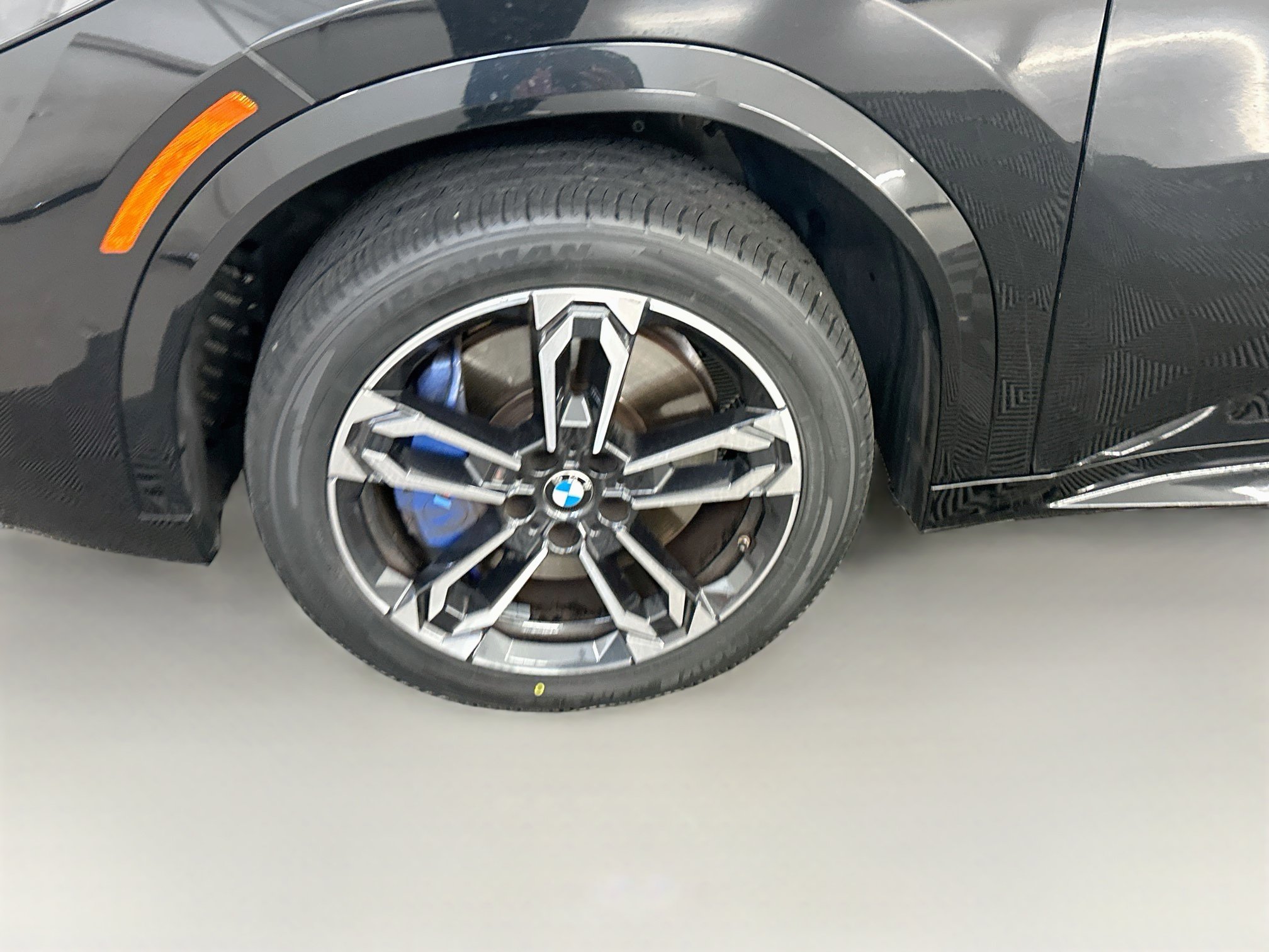 Used 2026 BMW X2 xDrive28i AWD/4WD image 11