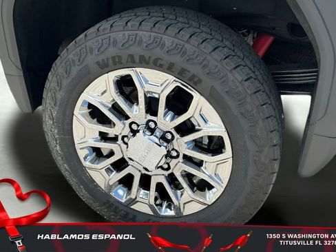 New 2025 GMC Sierra 2500 Denali image 12