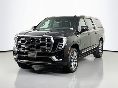 New 2026 GMC Yukon XL Denali AWD/4WD image 3
