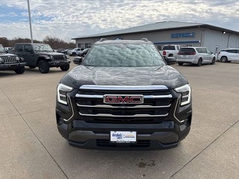 New 2026 GMC Terrain Elevation w/ Elevation Premium Package image 2