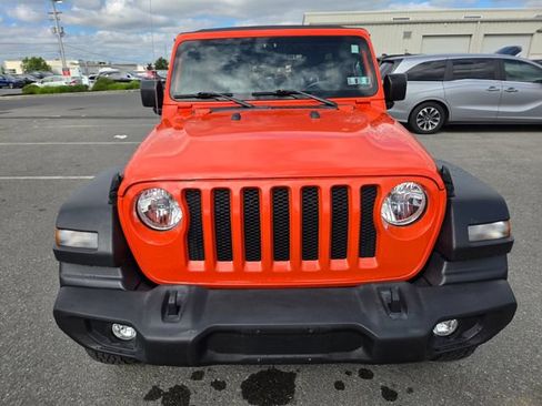 Used 2018 Jeep Wrangler Unlimited Sport S AWD/4WD image 13