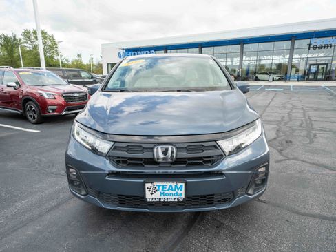 Used 2025 Honda Odyssey EX-L image 2