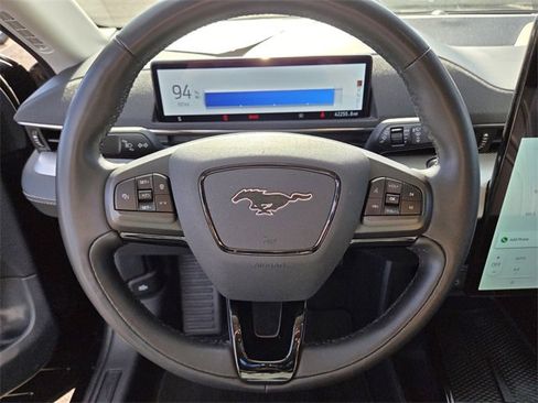 Used 2022 Ford Mustang Mach-E Select image 17