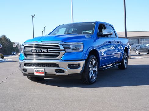 Used 2022 RAM 1500 Laramie AWD/4WD image 7