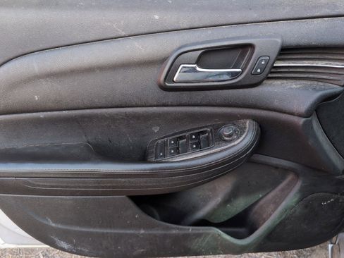 Used 2015 Chevrolet Malibu LTZ image 22