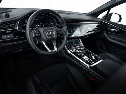 Certified 2025 Audi Q7 2.0T Premium Plus w/ Premium Plus Package image 9