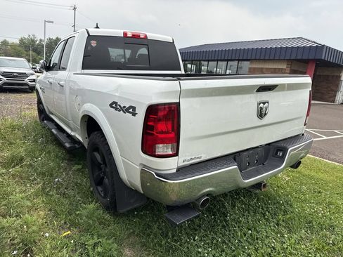 Used 2018 RAM 1500 SLT AWD/4WD image 8
