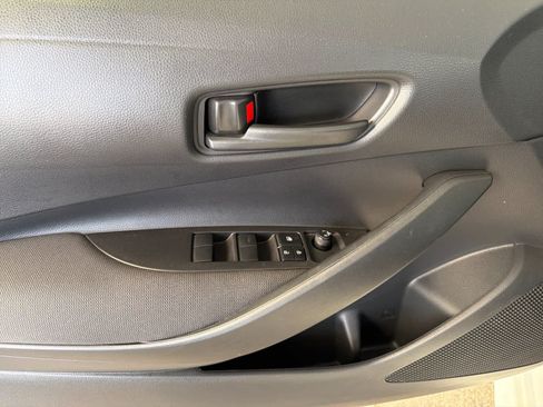 Used 2024 Toyota Corolla LE FWD image 12