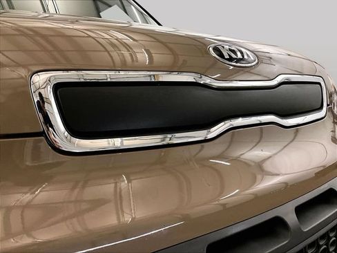 Used 2016 Kia Soul FWD image 29