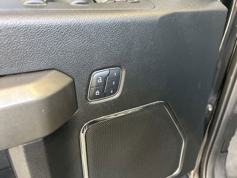 Used 2015 Ford F150 Platinum w/ Equipment Group 701A Luxury image 47