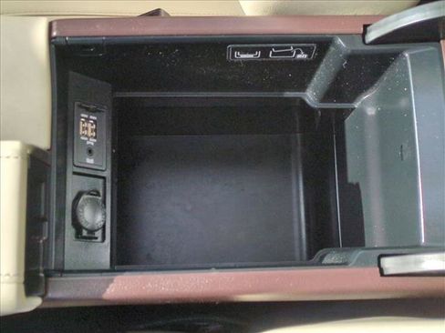 Used 2018 Lexus RX 350L Luxury image 15