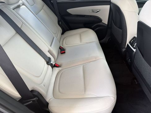 Used 2024 Hyundai Tucson Limited AWD/4WD image 32
