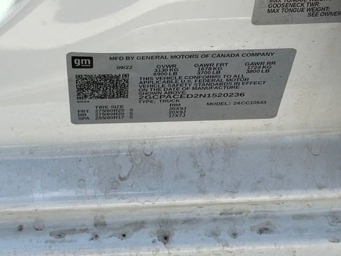 Used 2022 Chevrolet Silverado 1500 LT RWD image 14