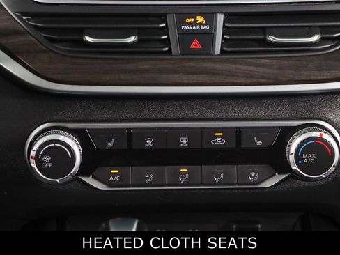 Used 2023 Nissan Altima 2.5 SV w/ SV Premium Package image 20