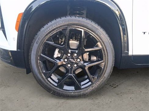 New 2026 Chevrolet Traverse RS image 14