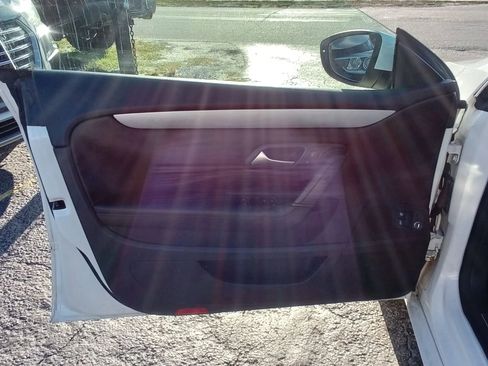 Used 2013 Volkswagen CC Sport image 13