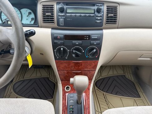 Used 2003 Toyota Corolla CE FWD image 10