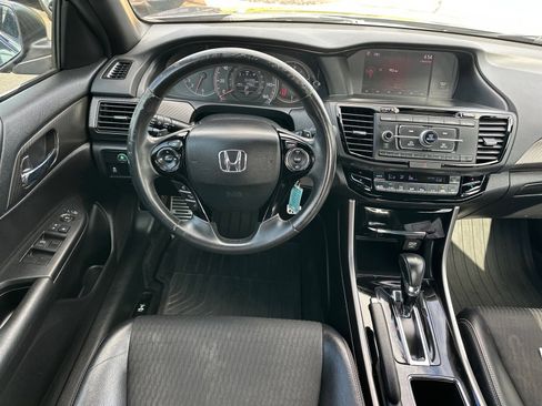 Used 2016 Honda Accord Sport image 7