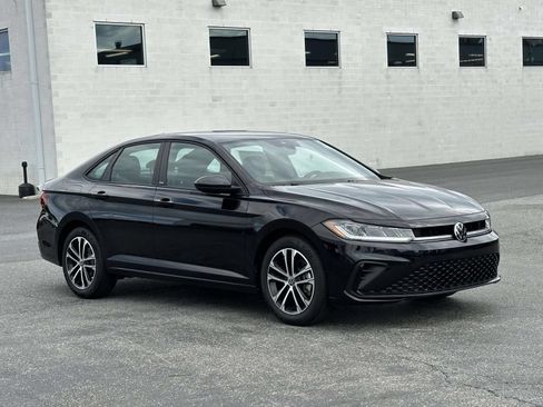 New 2026 Volkswagen Jetta Sport FWD image 8