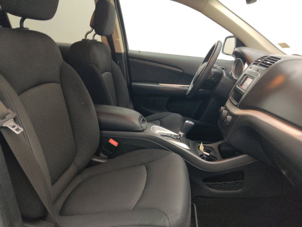 Used 2018 Dodge Journey SE FWD image 21