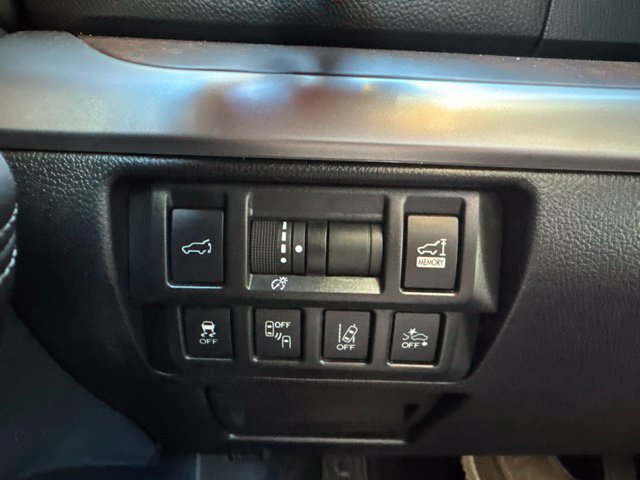 Used 2018 Subaru Outback 2.5i Limited AWD/4WD image 28