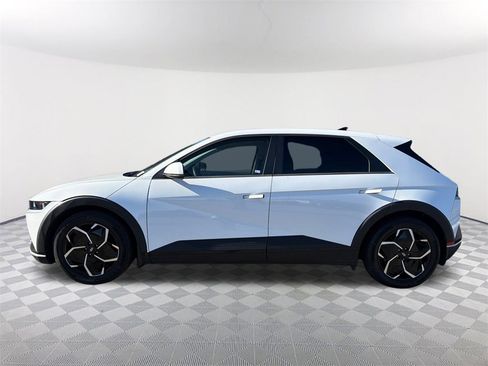 Used 2022 Hyundai Ioniq 5 SE image 8