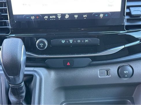 Used 2024 Ford Transit 350 XLT image 27