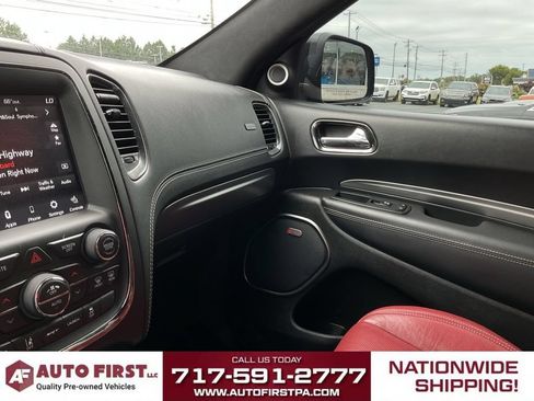 Used 2018 Dodge Durango SRT w/ SRT Interior Appearance Group AWD/4WD image 25