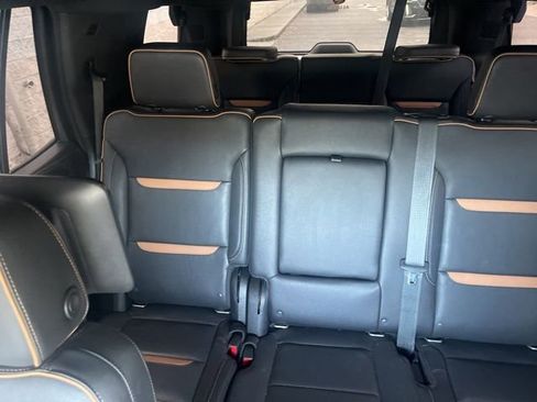 Used 2021 GMC Yukon AT4 w/ AT4 Premium Plus Package image 10