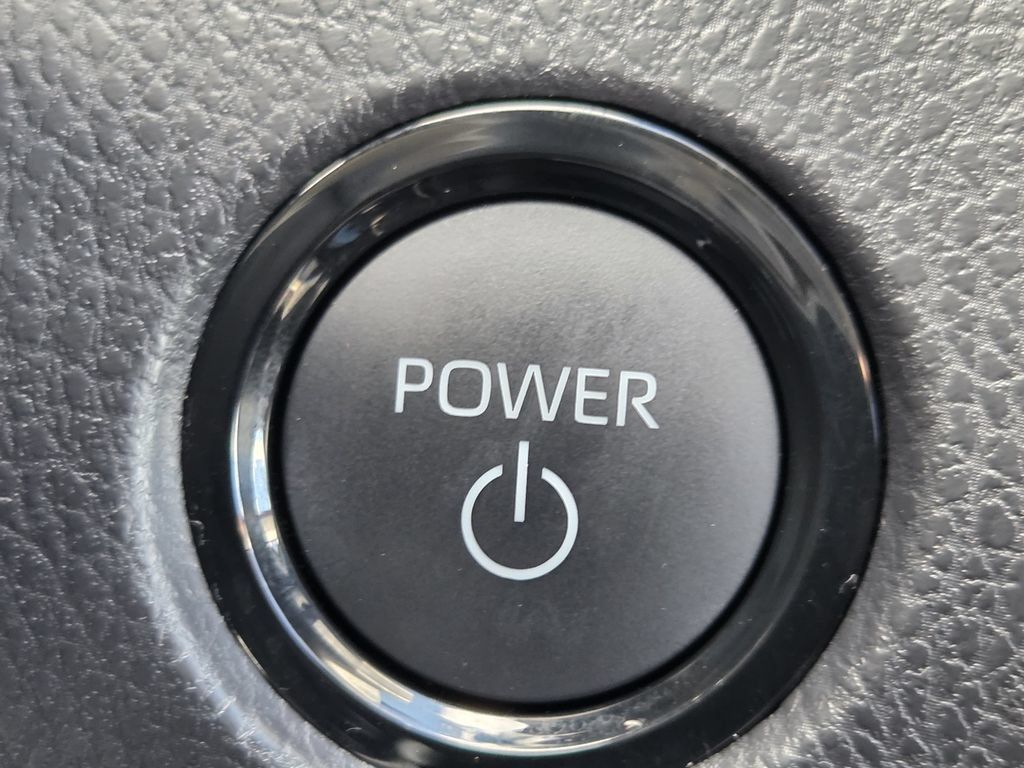 Used 2026 Toyota Camry LE FWD image 21