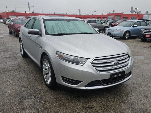 Used 2013 Ford Taurus Limited image 3