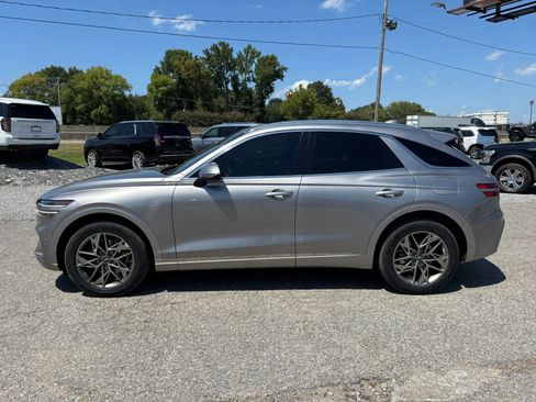 Used 2022 Genesis GV70 2.5T w/ Advanced Package AWD/4WD image 2