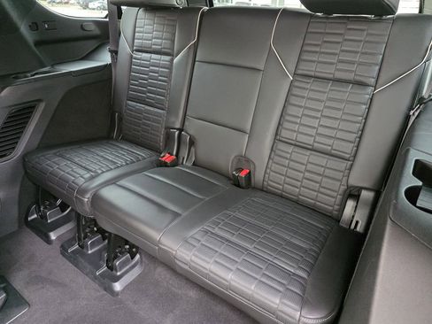 Used 2023 Cadillac Escalade V w/ LPO, Floor Liner Package image 34