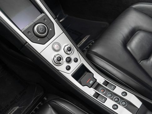Used 2013 McLaren MP4-12C Spider image 29