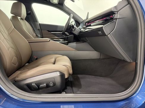 Used 2026 BMW 530i xDrive image 20