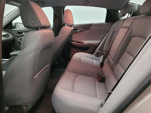 Used 2022 Chevrolet Malibu LT FWD image 18