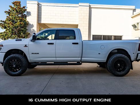 Used 2025 RAM 3500 Big Horn AWD/4WD image 6