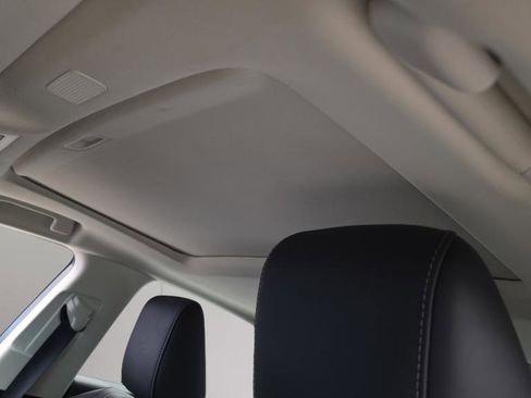 Used 2024 Lexus ES 350 Luxury image 9