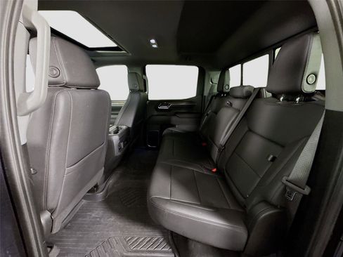 Used 2023 Chevrolet Silverado 1500 RST image 18