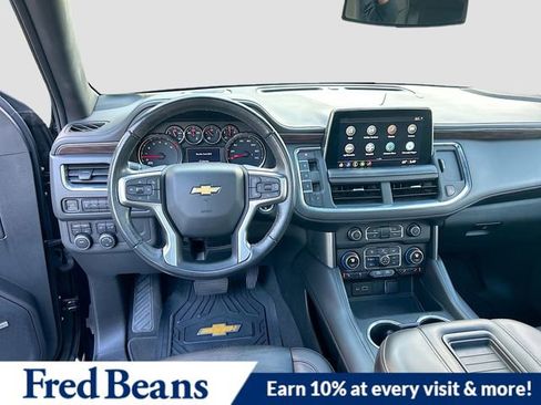 Used 2021 Chevrolet Suburban LT image 26