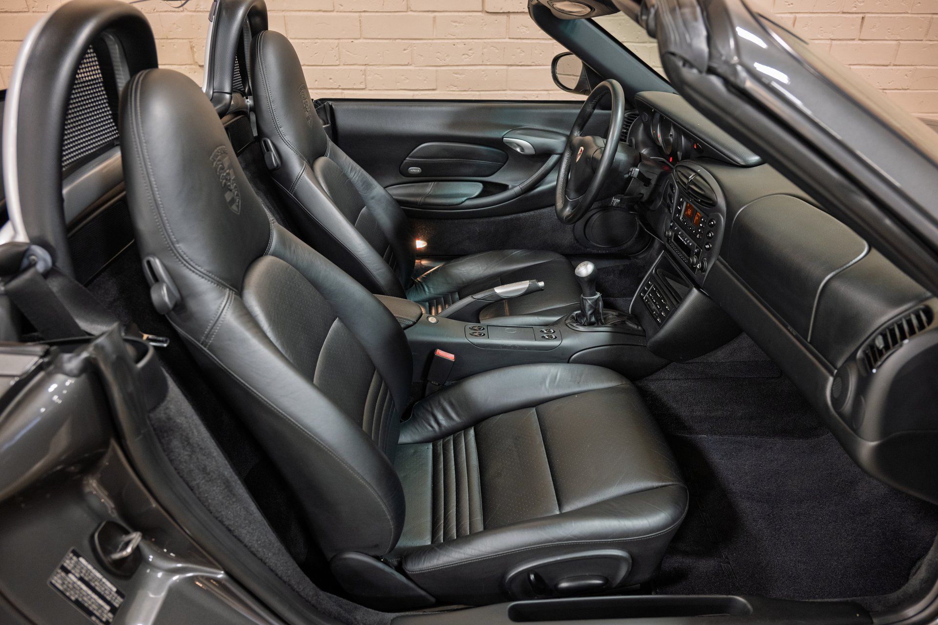 Used 2001 Porsche Boxster RWD image 20