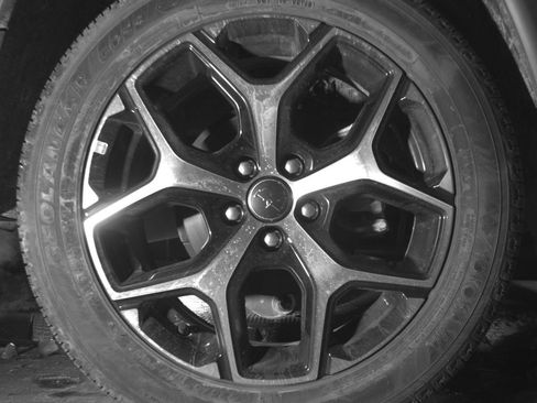 Used 2025 Jeep Compass Limited image 15