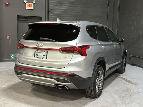 Used 2023 Hyundai Santa Fe SE AWD/4WD image 4