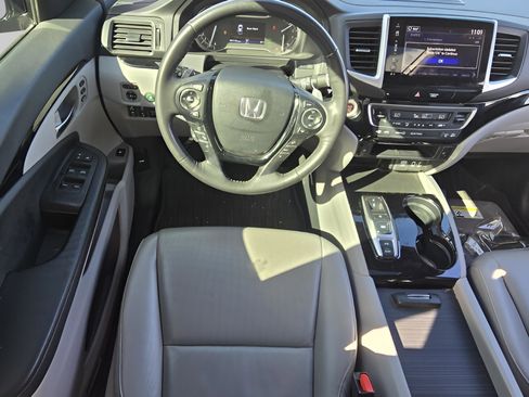 Certified 2020 Honda Ridgeline RTL-E image 9