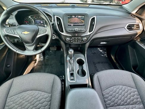 Used 2021 Chevrolet Equinox LT image 6